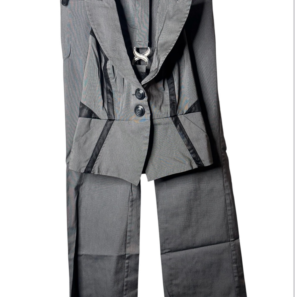 XOXO Charcoal Jacket with Black Lining Pants 7/8) Top (S)